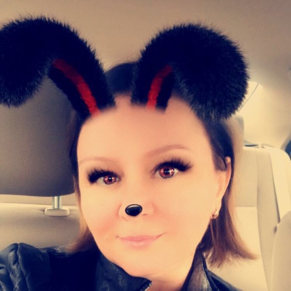 Meet your Posher, Nadya - Picture 1 of 1